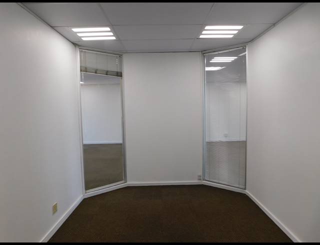 184M² OFFICE TO LET IN ROSEBANK